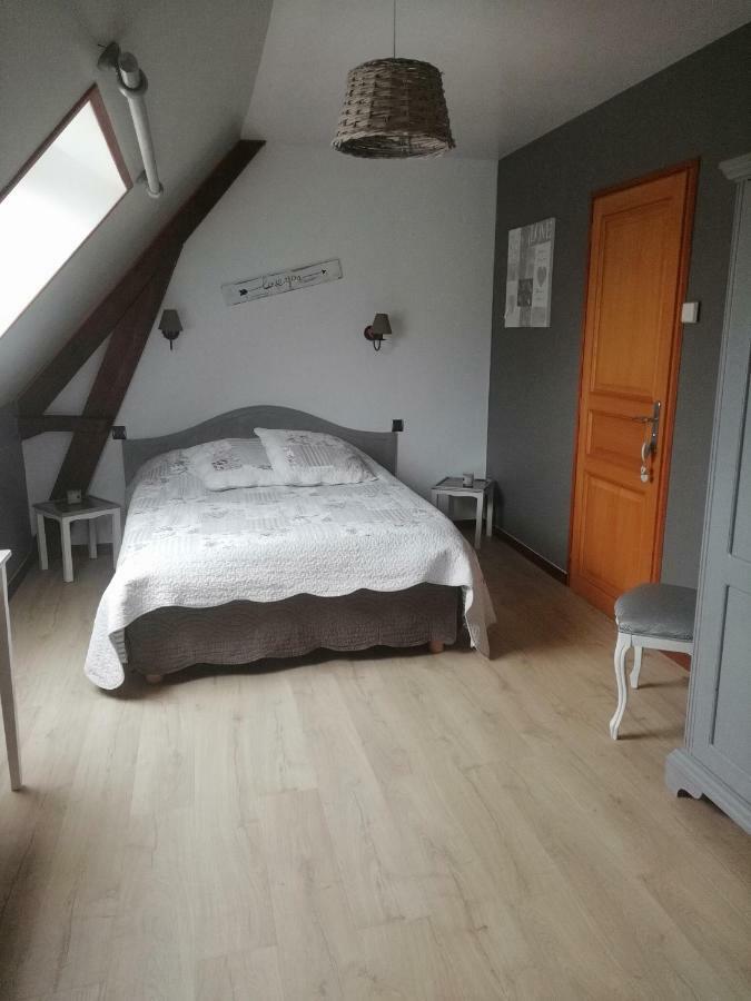 Hotel La ferme du guindal Marquise Esterno foto